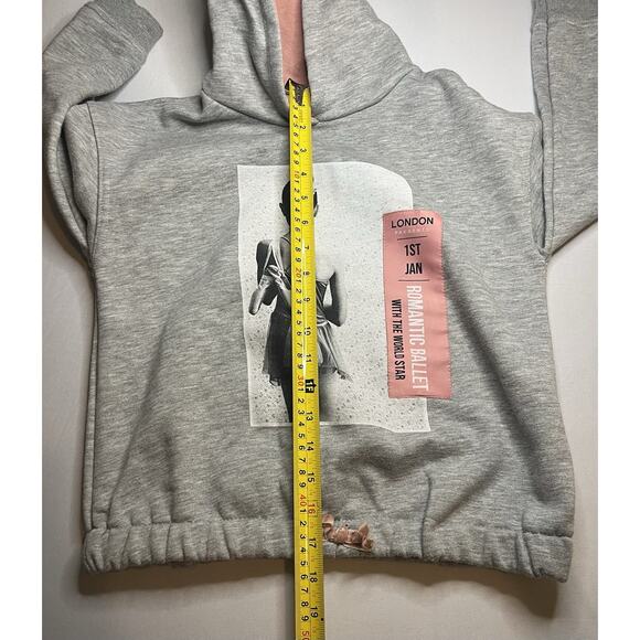 Zara Kids Ballerina Sweatshirt Girls Size 9 Ballerina Print On Front - Picture 3 of 7